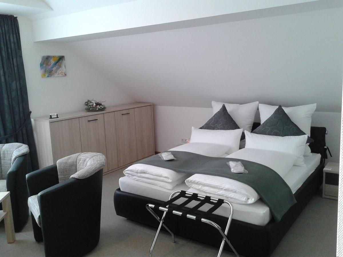Dzt-Schwarzwaldhotel Garni Unterkirnach 部屋 写真